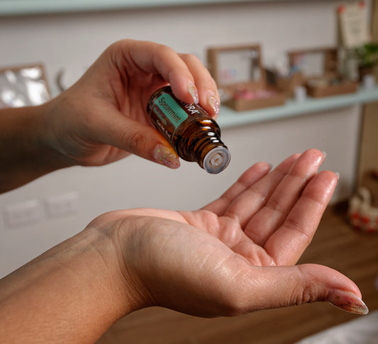 Masaje facial con aromaterapia